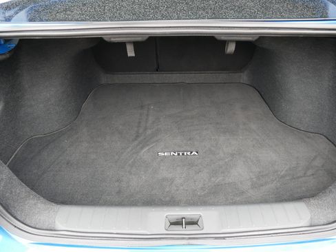 Certified 2022 Nissan Sentra SV w/ Trunk Package image 18