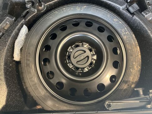 Used 2013 GMC Terrain SLT w/ LPO, Protection Package image 31