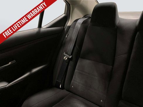 Used 2025 Nissan Sentra SR FWD image 22