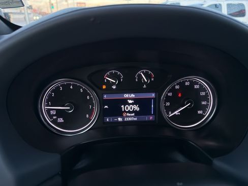 Used 2024 Buick Enclave Essence w/ Sport Touring Edition AWD/4WD image 19
