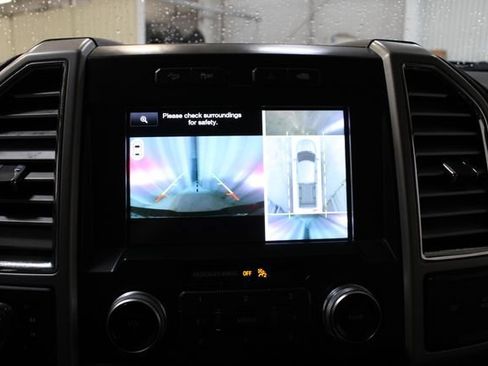 Used 2015 Ford F150 Lariat w/ Equipment Group 502A Luxury AWD/4WD image 5