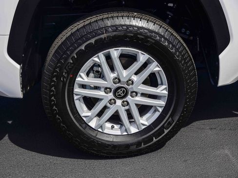 Certified 2026 Toyota Tundra SR5 image 9