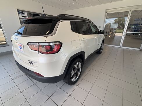 Used 2020 Jeep Compass Limited AWD/4WD image 6