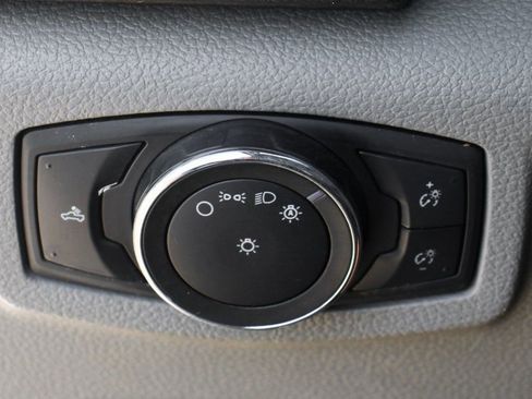 Used 2022 Ford F250 XL w/ Power Equipment Group image 23