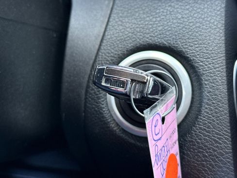 Used 2015 Mercedes-Benz C 300 4MATIC Sedan image 32