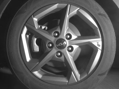 Used 2025 Kia K4 LXS image 12