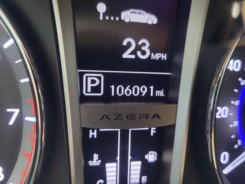 Used 2013 Hyundai Azera FWD image 34