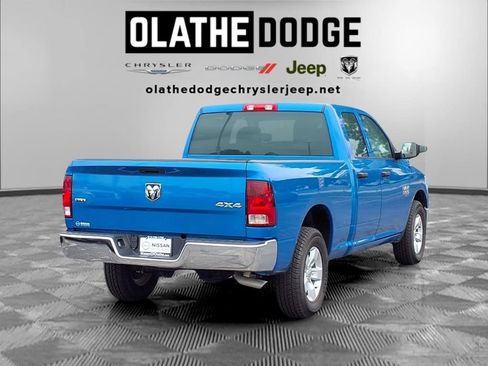 Used 2024 RAM 1500 Classic SLT AWD/4WD image 28