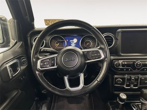 Used 2021 Jeep Gladiator Overland w/ Popular Equipment Package image 12
