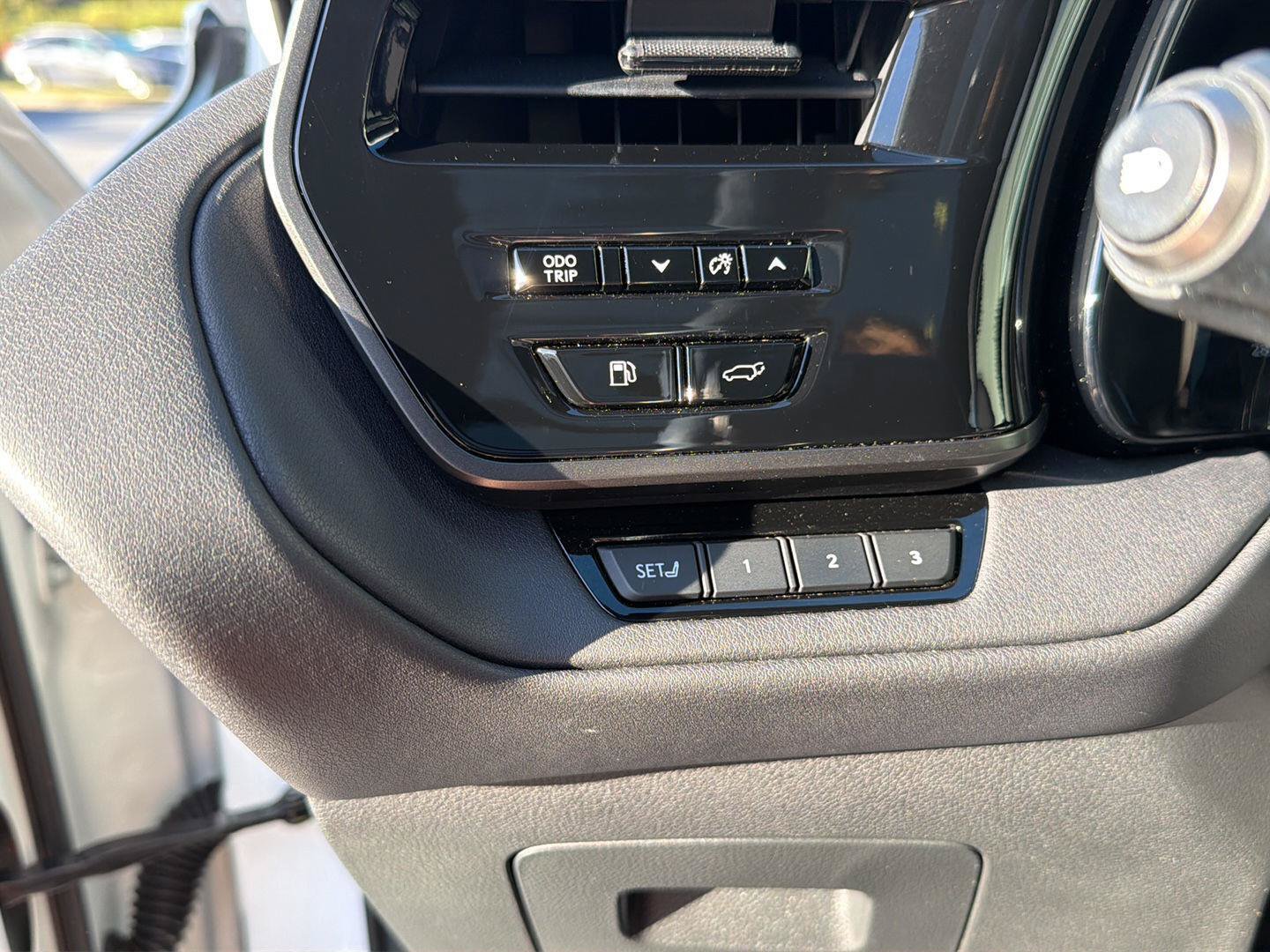 Certified 2025 Lexus TX 350 AWD w/ Technology Package image 19