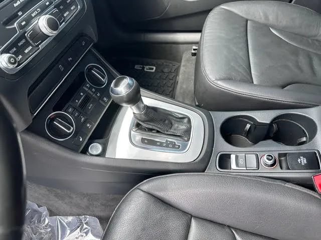 Used 2018 Audi Q3 2.0T Premium AWD/4WD image 16