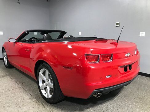 Used 2011 Chevrolet Camaro LT RWD image 9