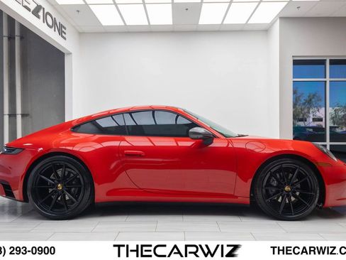Used 2023 Porsche 911 Carrera T w/ Sportdesign Package RWD image 23