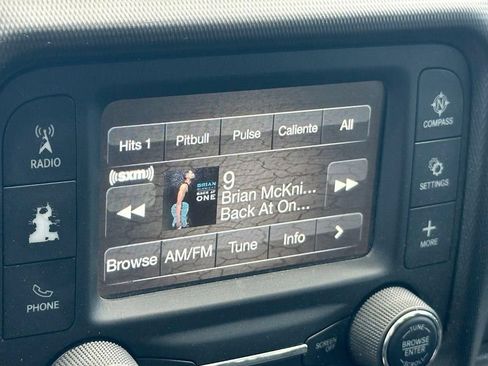 Used 2018 Jeep Wrangler Unlimited Sport S AWD/4WD image 16