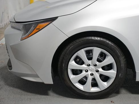 Certified 2024 Toyota Corolla LE image 5