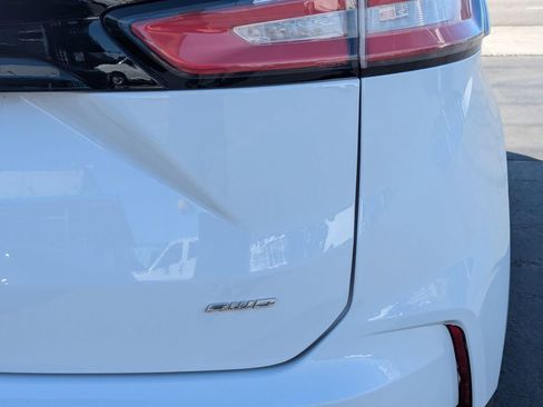 Used 2024 Ford Edge SEL AWD/4WD image 5