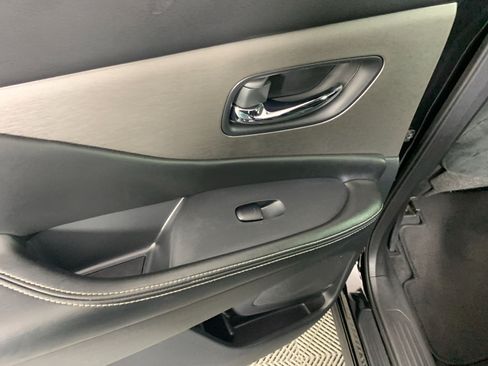 Used 2020 Nissan Murano S FWD image 30
