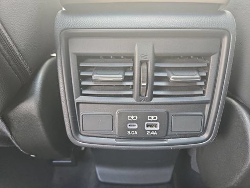 Certified 2025 Subaru Forester Premium AWD/4WD image 18