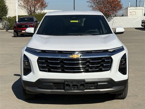 New 2026 Chevrolet Equinox LT w/ Convenience Package II image 7