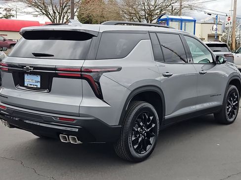 New 2026 Chevrolet Traverse LT w/ Midnight/Sport Edition image 6