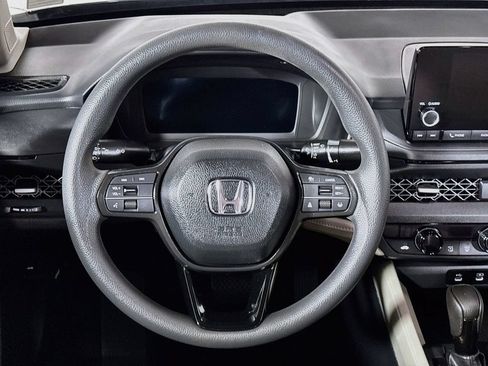 Used 2025 Honda Accord SE image 13