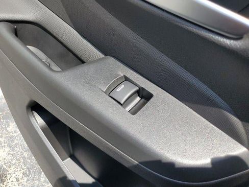 New 2026 Buick Envista Sport Touring w/ Convenience I Package FWD image 18