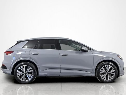 Used 2025 Audi Q4 e-tron Premium RWD image 6