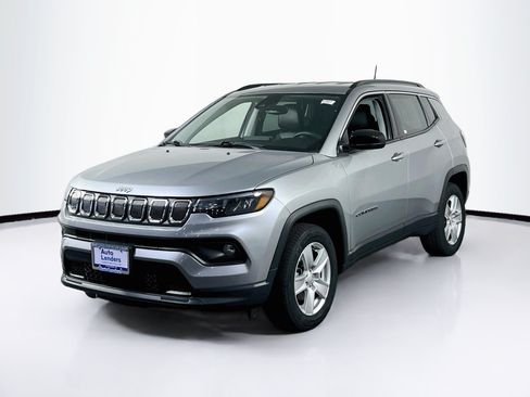 Used 2022 Jeep Compass Latitude AWD/4WD image 1