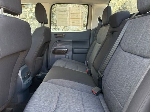 Certified 2024 Ford Maverick XLT w/ XLT Luxury Package image 11