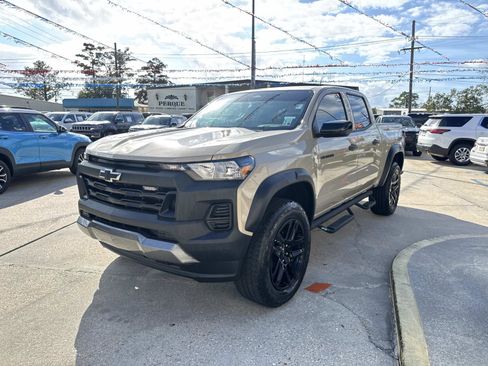 Used 2023 Chevrolet Colorado Trail Boss w/ Advanced Trailering Package image 3