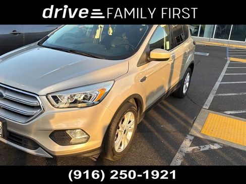Used 2018 Ford Escape SEL FWD image 1