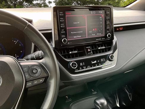 Used 2022 Toyota Corolla XSE image 9