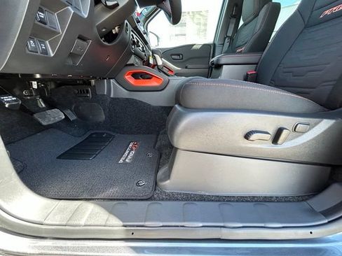 New 2026 Nissan Frontier PRO-4X w/ Tow Package AWD/4WD image 27