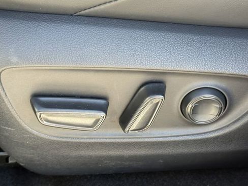 Certified 2024 Toyota Venza Nightshade image 24