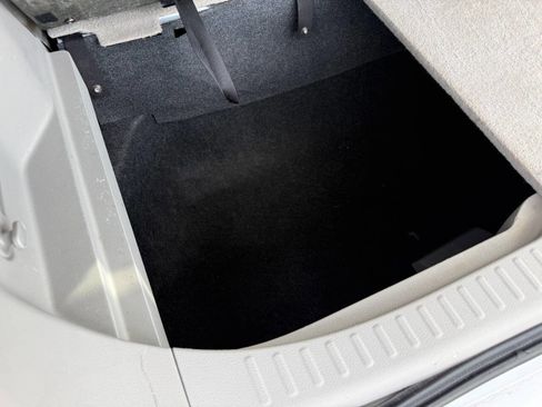 Used 2015 Nissan Quest SV FWD image 28