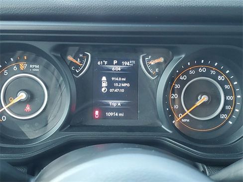 Used 2024 Jeep Gladiator Sport image 27