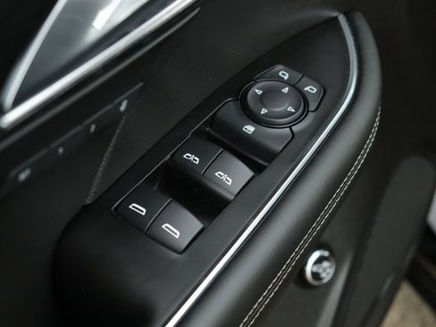 Used 2023 Buick Envision Essence w/ Sport Touring Package image 26