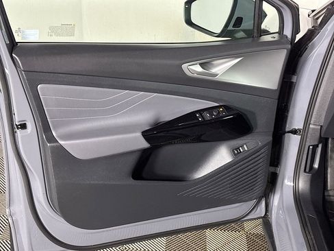 Used 2023 Volkswagen ID.4 Pro S image 10