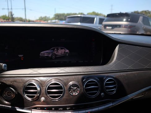 Used 2018 Mercedes-Benz S 63 AMG S 4MATIC Sedan image 23