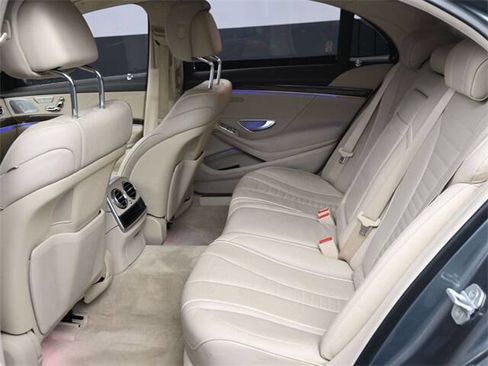 Used 2017 Mercedes-Benz S 550 4MATIC Sedan image 12