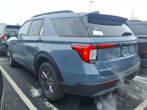 Used 2026 Ford Explorer Active w/ Active Comfort Package AWD/4WD image 4