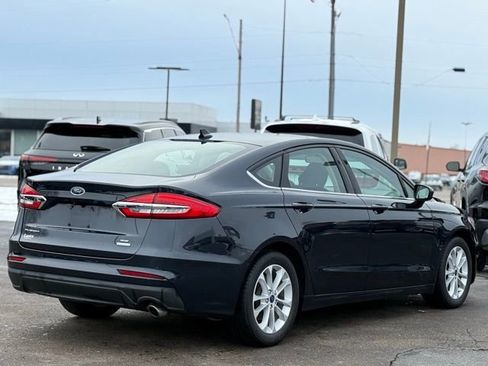 Certified 2020 Ford Fusion SE image 34