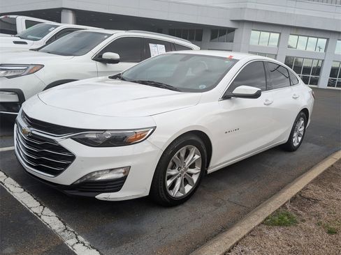 Used 2020 Chevrolet Malibu LT image 9