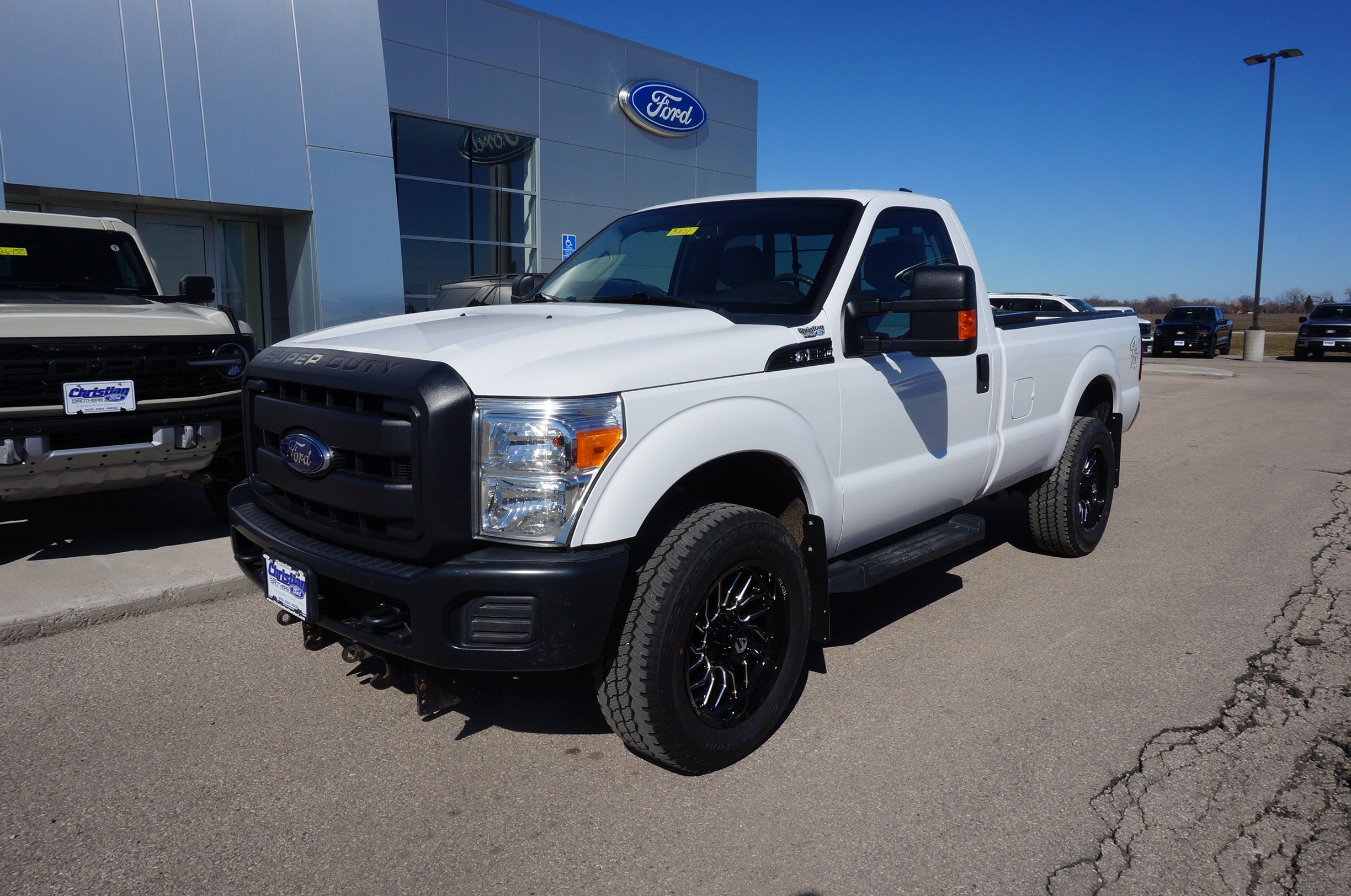 Used 2015 Ford F350 XL AWD/4WD image 2