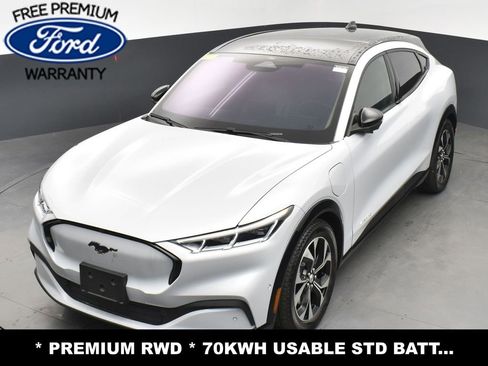 Used 2022 Ford Mustang Mach-E Premium image 27