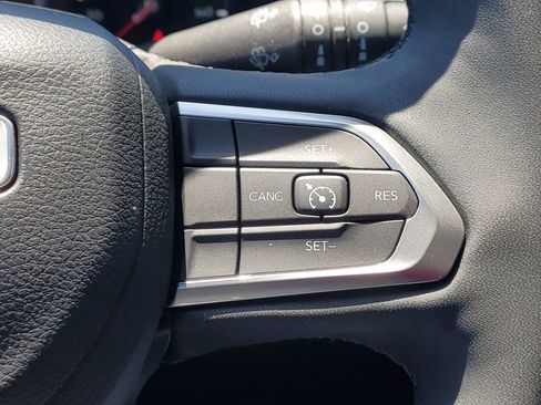 Used 2023 Jeep Compass Latitude AWD/4WD image 20