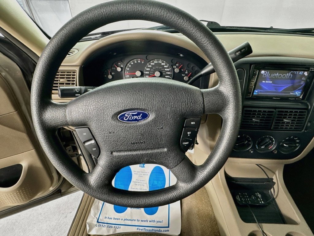 Used 2004 Ford Explorer XLS RWD image 12