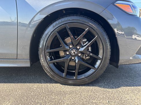 Used 2024 Honda Civic Sport image 9