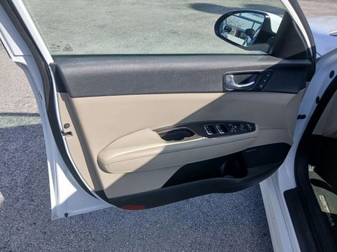 Used 2018 Kia Optima EX w/ Technology Package FWD image 10