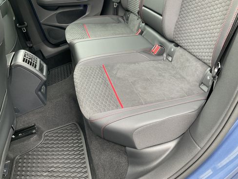 Used 2025 Volkswagen GTI SE FWD image 36